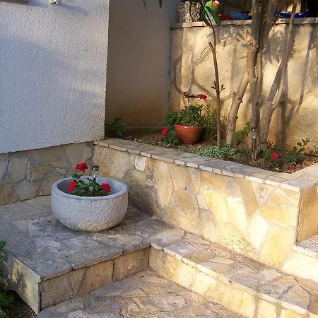 Διαμέρισμα Ivana *